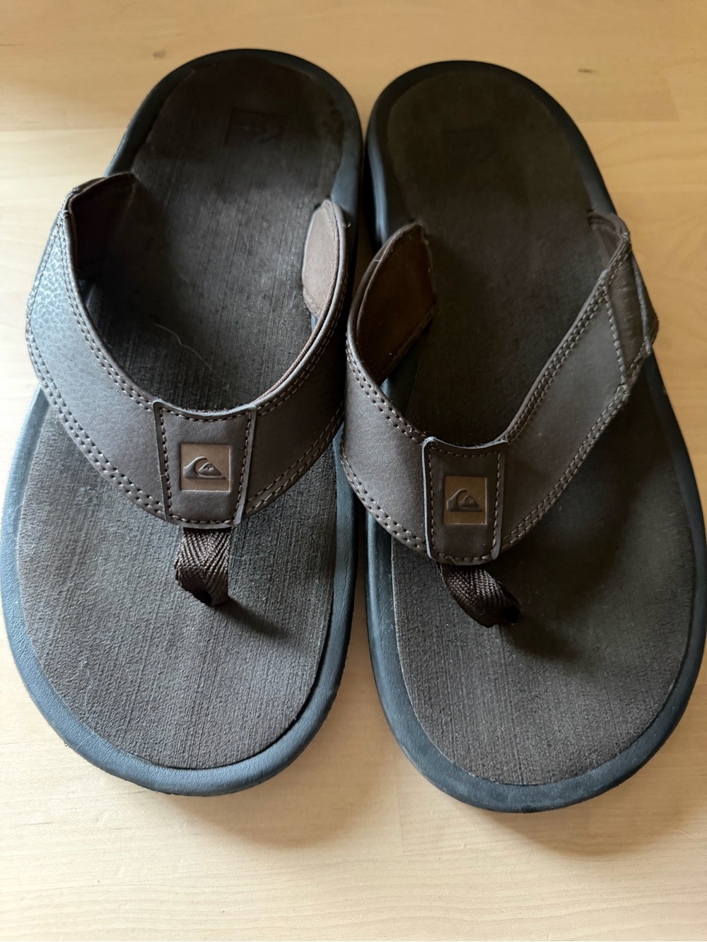 Quiksilver Men's Dark Brown Leather-Style Flip Flops